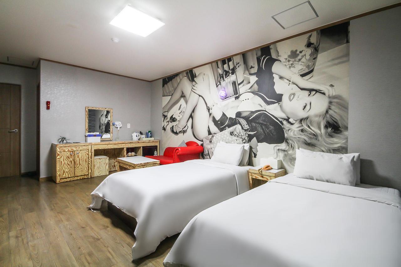 Hotel Lie Geoje Esterno foto